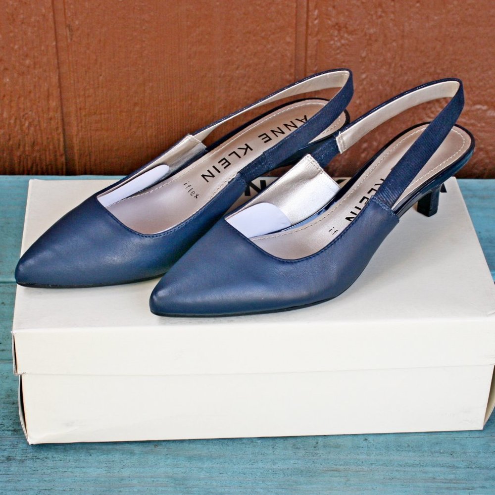 Anne Klein Aileen Leather Pumps Heels Navy NEW